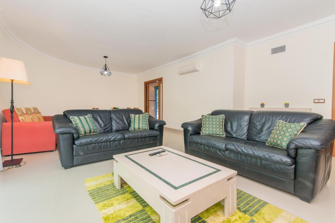 Casa Mergoux - 15 Mins Walk City Center - Quiet - Spacious ตาวิรา ภายนอก รูปภาพ
