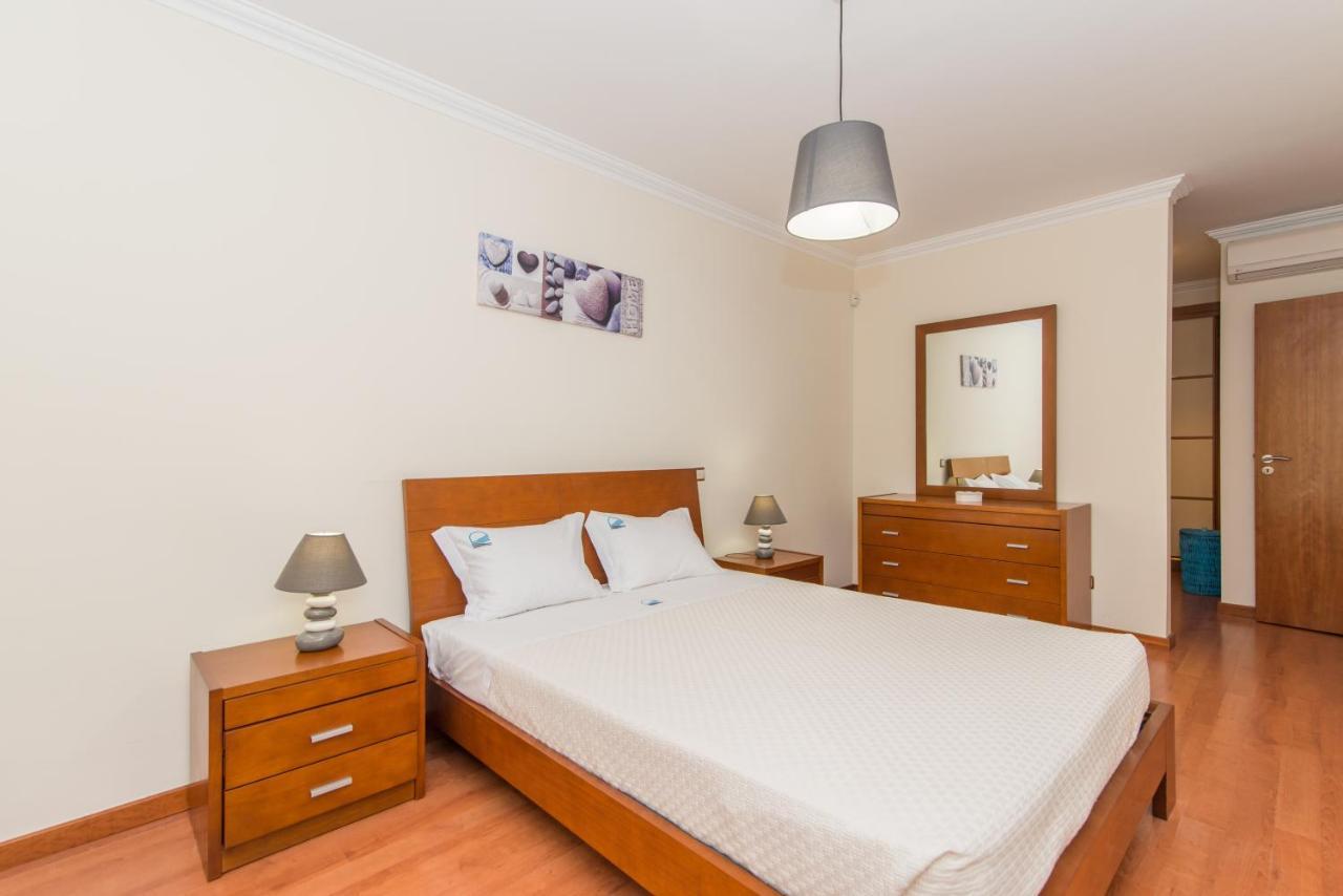Casa Mergoux - 15 Mins Walk City Center - Quiet - Spacious ตาวิรา ภายนอก รูปภาพ