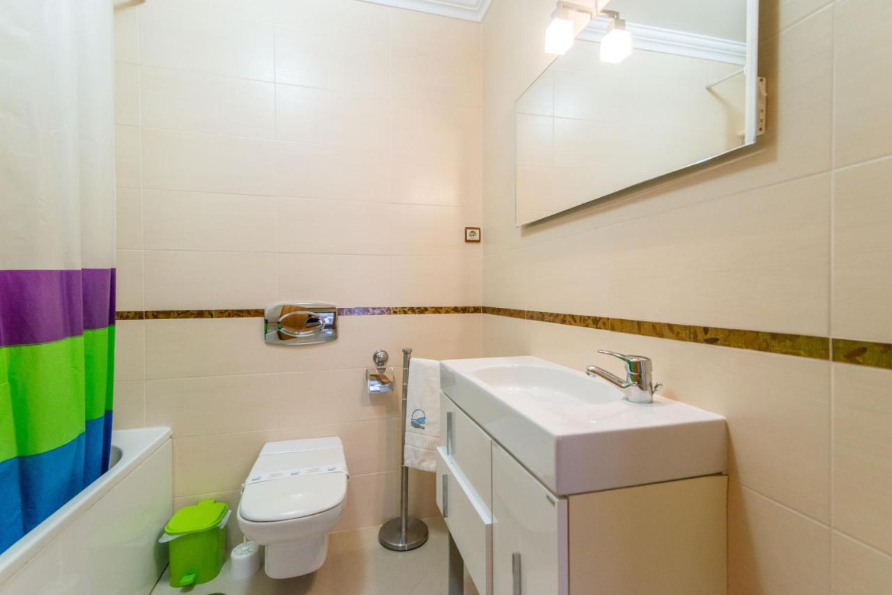 Casa Mergoux - 15 Mins Walk City Center - Quiet - Spacious ตาวิรา ภายนอก รูปภาพ